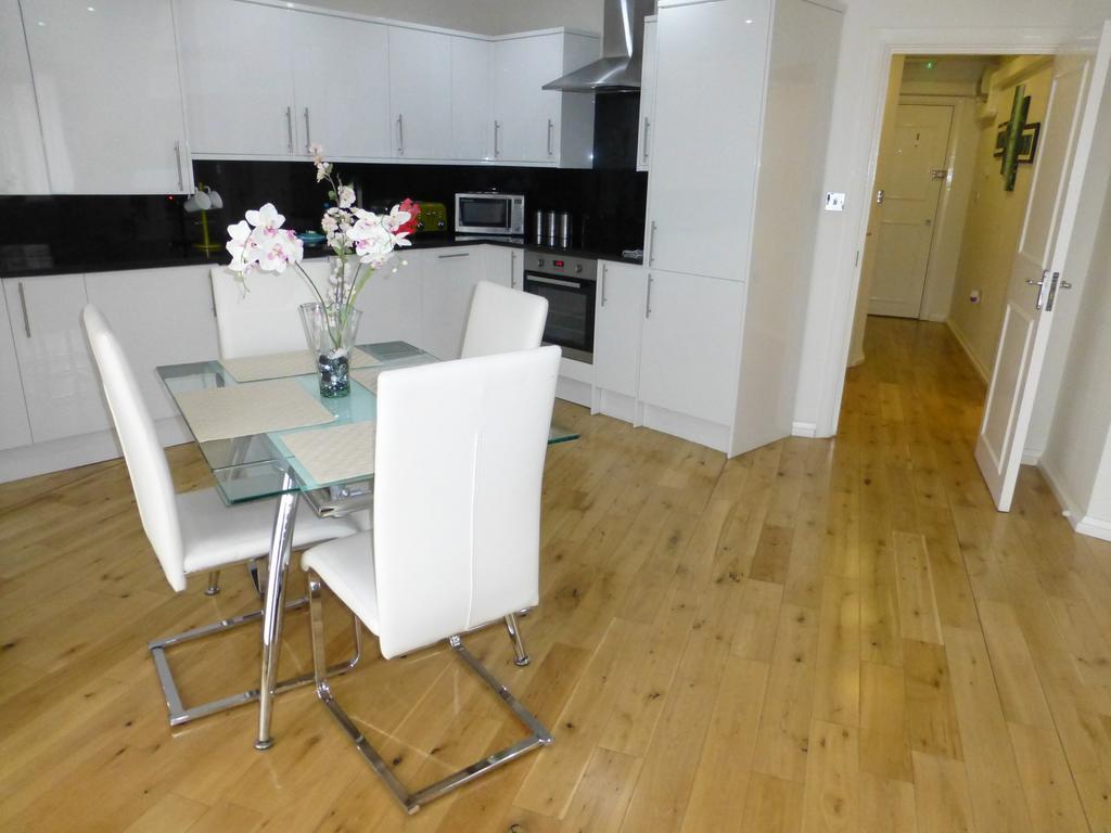 Lr London Apartments - Battersea Park Екстериор снимка