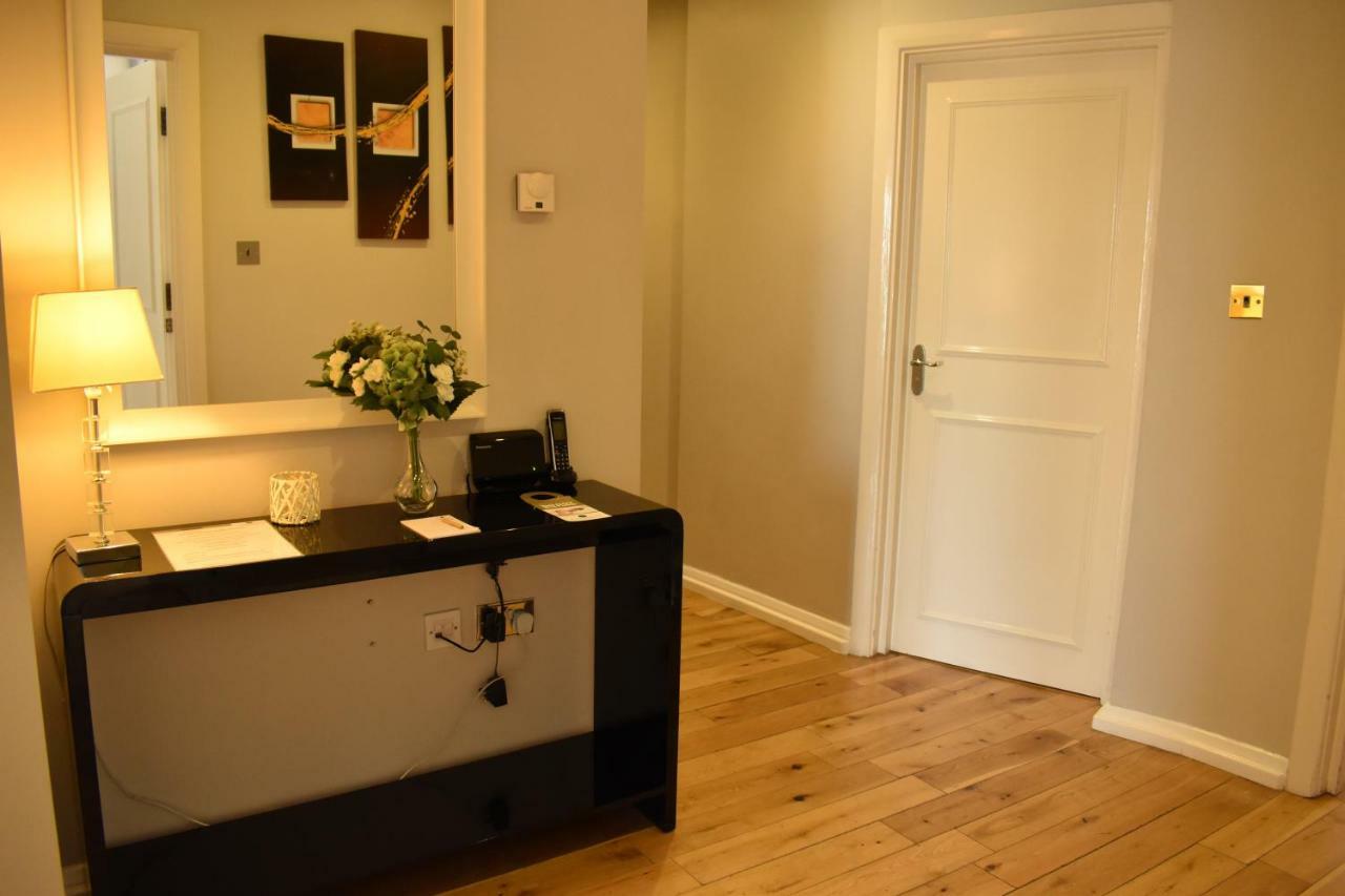 Lr London Apartments - Battersea Park Екстериор снимка