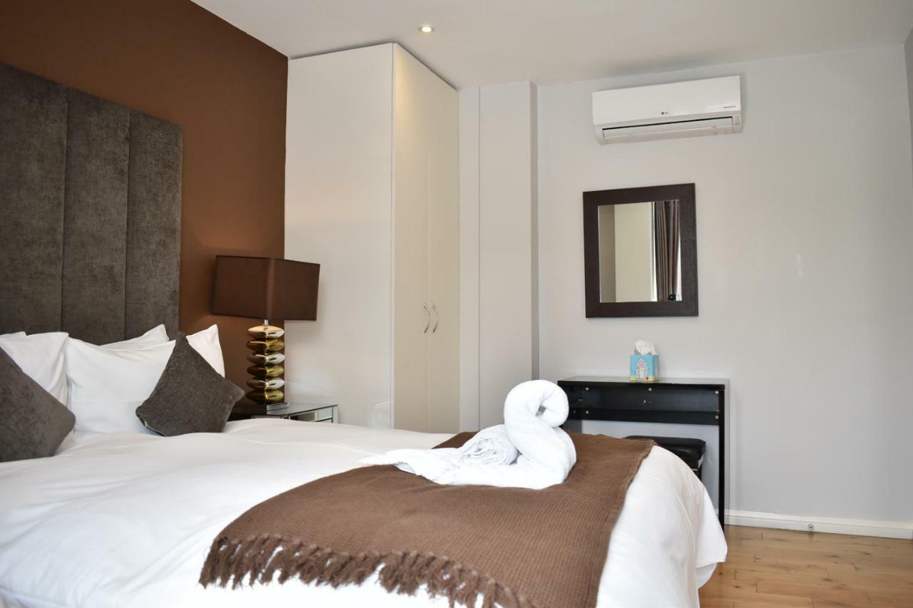 Lr London Apartments - Battersea Park Екстериор снимка