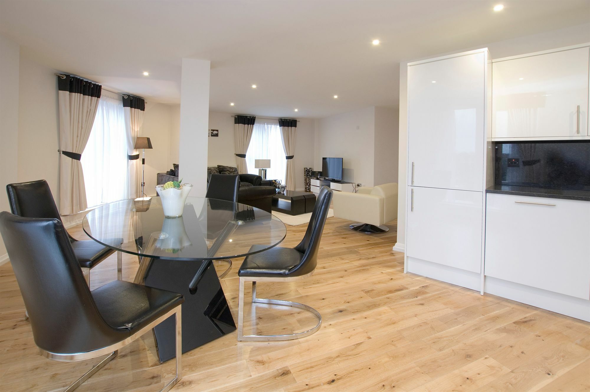 Lr London Apartments - Battersea Park Екстериор снимка