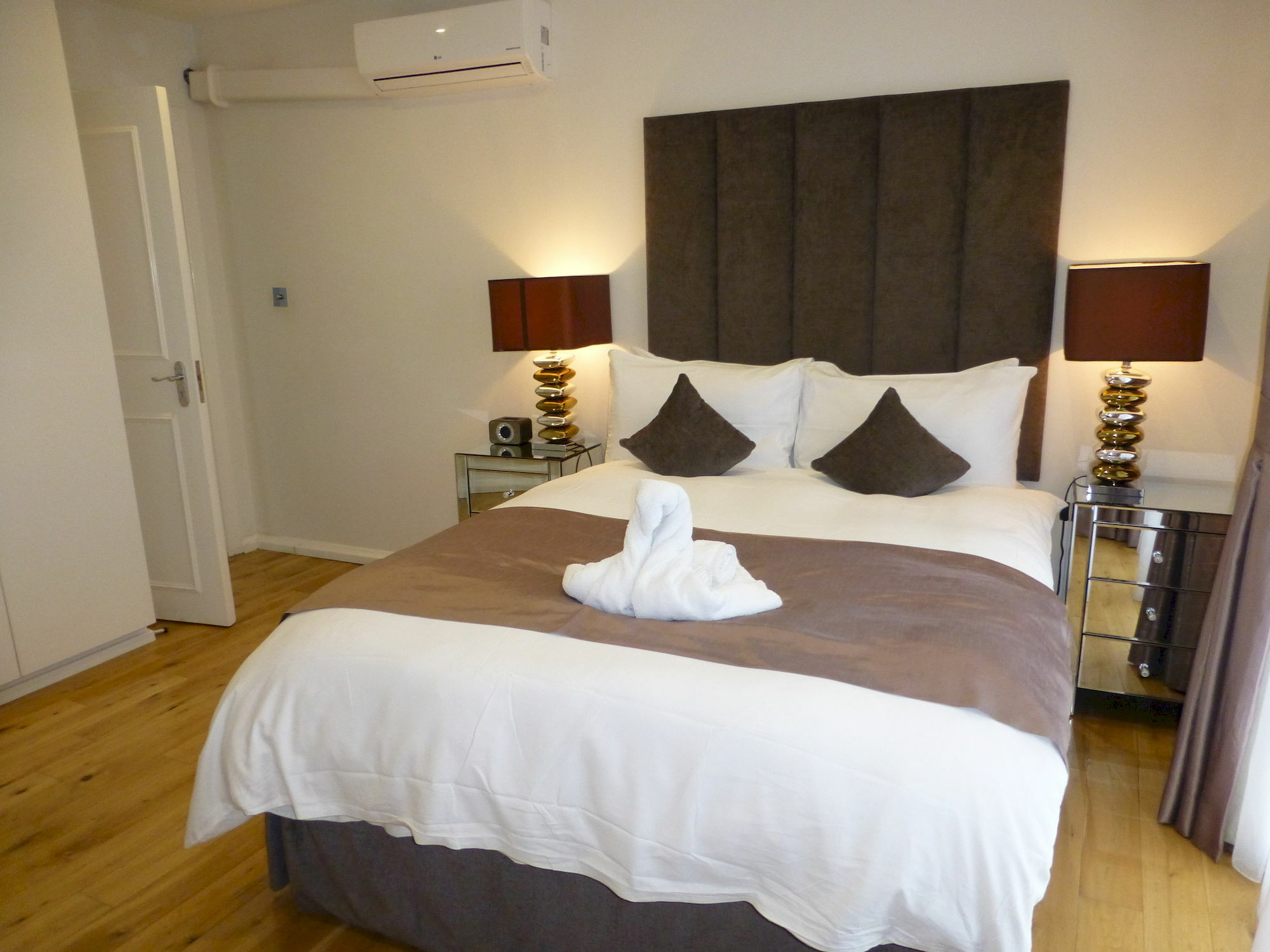 Lr London Apartments - Battersea Park Екстериор снимка